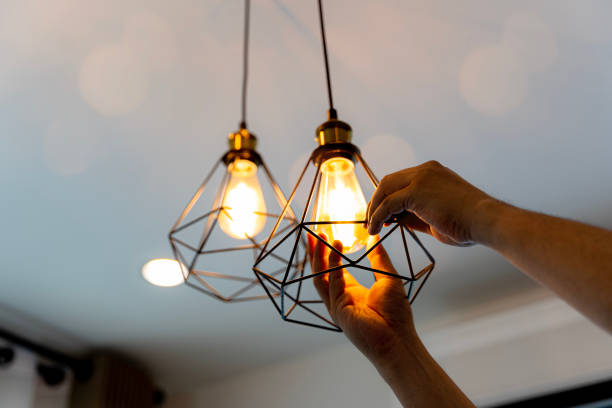 Best Affordable Emergency Electrician  in Roseburg, OR